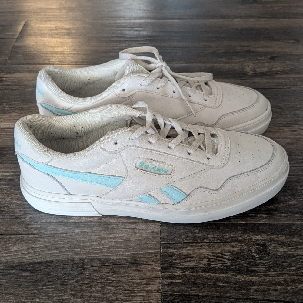 Reebok Classic Sneakers